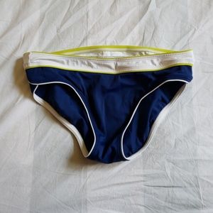 nike colorblocked active swim boyshorts